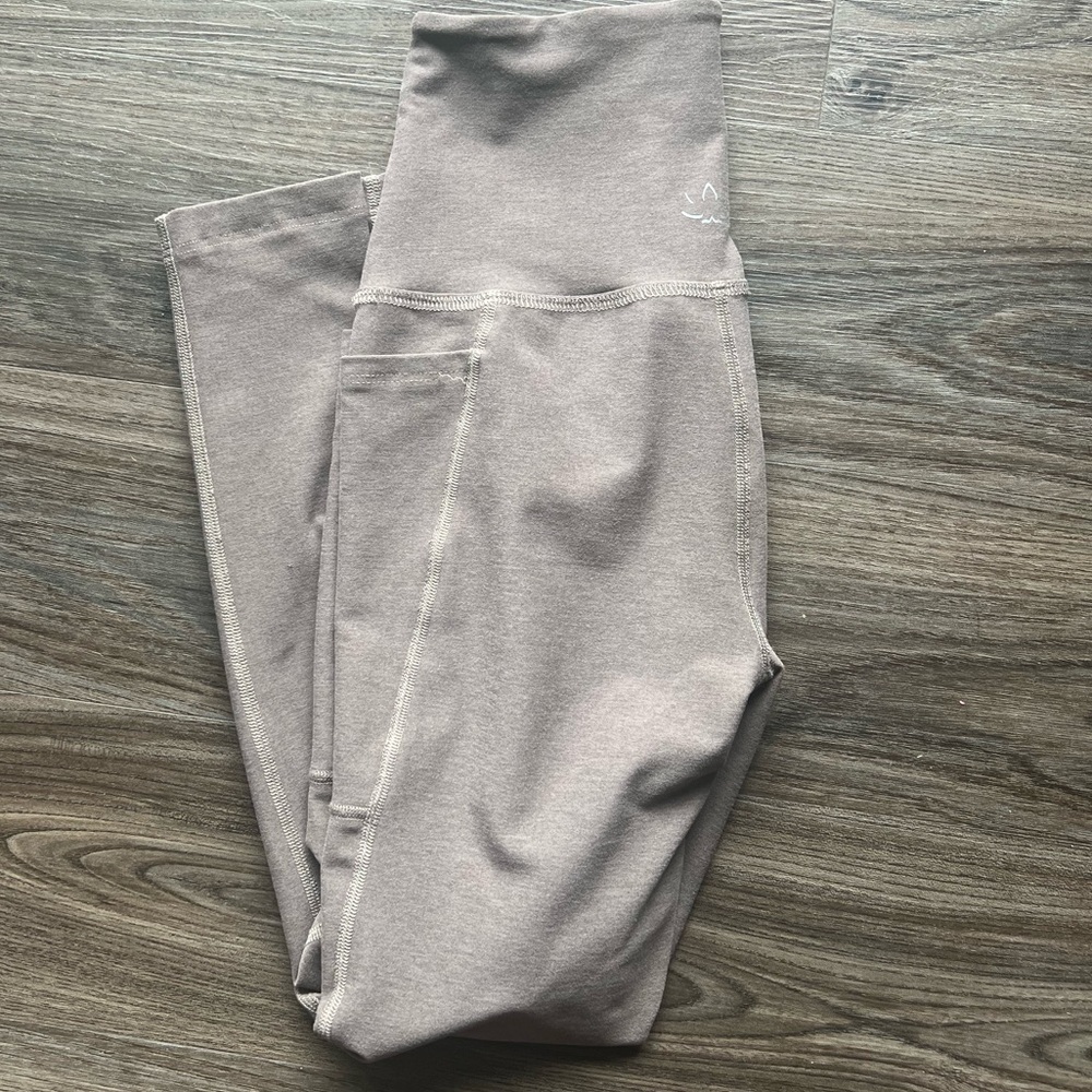 Taupe beyond yoga leggings